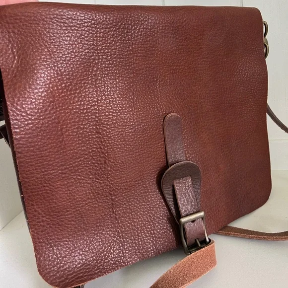 Lamb Leather Goods NEW Messenger Bison Leather Bag